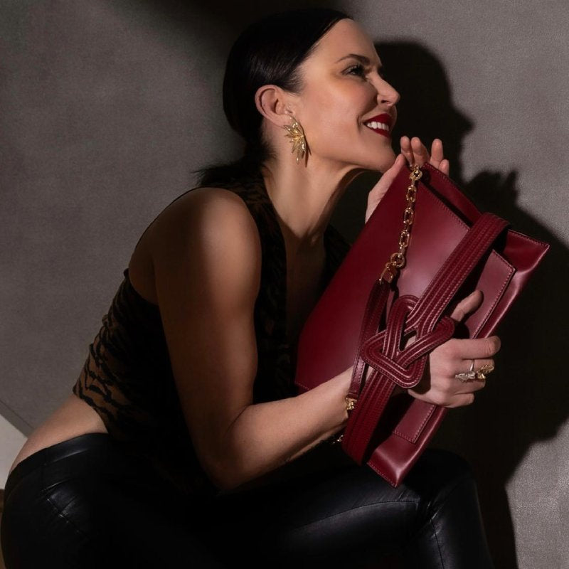 ANU CONVERTIBLE CLUTCH Oxblood